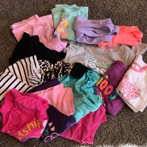 Toddler girls tops/ 12 pieces